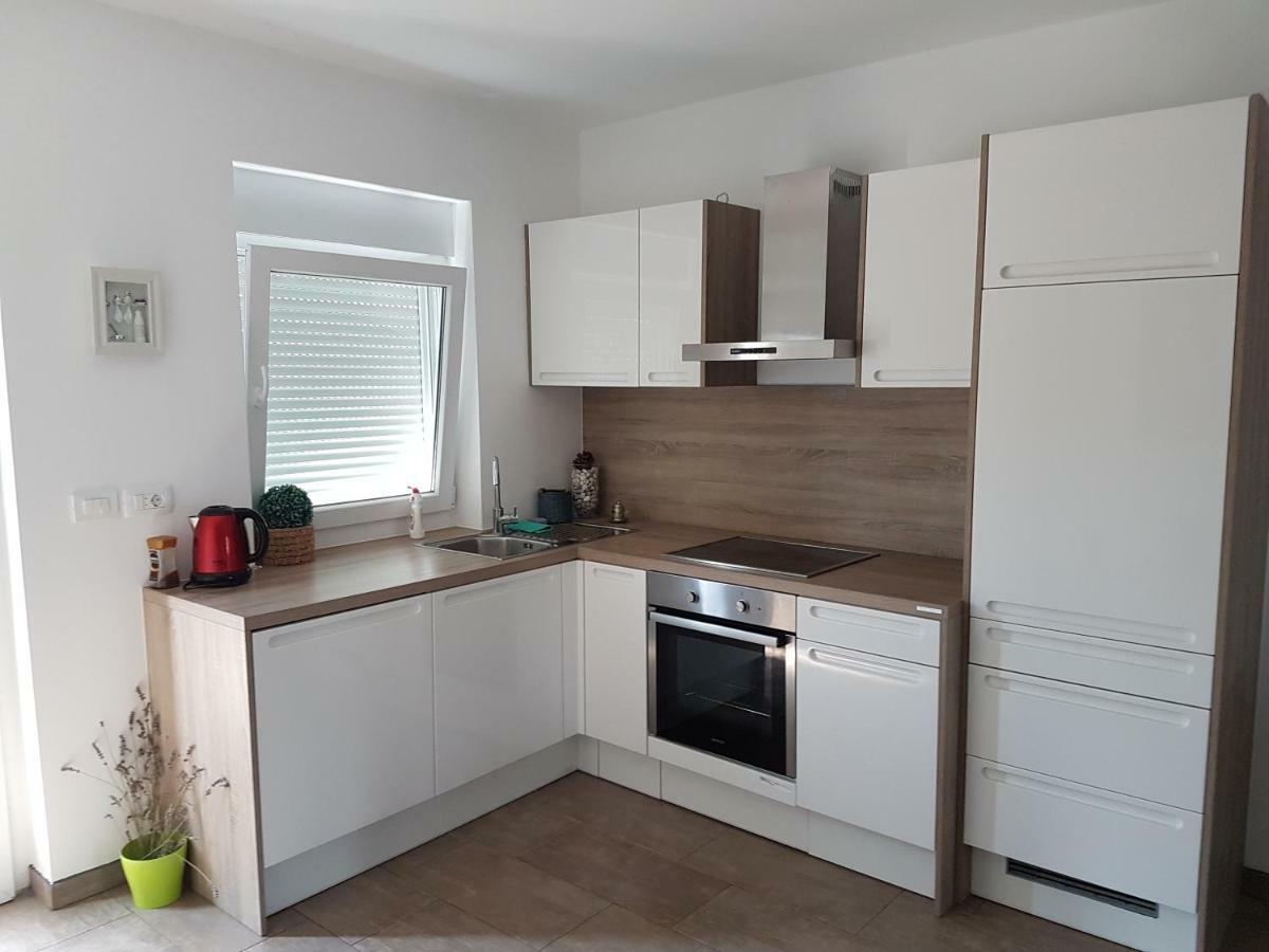 Apartmani Sofija-Zaton Zaton  Exteriör bild